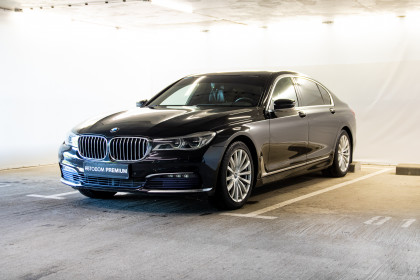 Продажа BMW 7 серии VI (G11/G12) 730Ld xDrive 3.0 AT (265 л.с.) 2016 Черный в Автодом