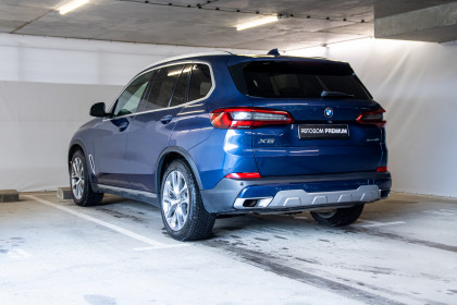 Продажа BMW X5 IV (G05/G18) 40i 3.0 AT (340 л.с.) 2019 Синий в Автодом