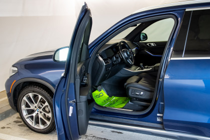 Продажа BMW X5 IV (G05/G18) 40i 3.0 AT (340 л.с.) 2019 Синий в Автодом