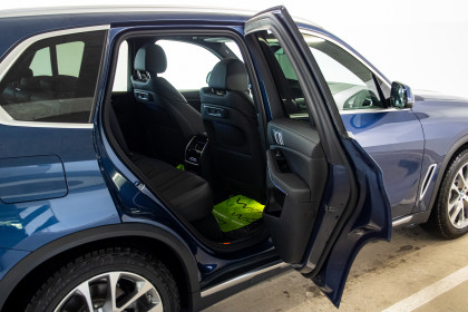 Продажа BMW X5 IV (G05/G18) 40i 3.0 AT (340 л.с.) 2019 Синий в Автодом