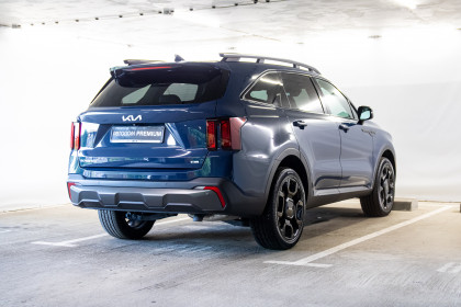 Продажа Kia Sorento IV Рестайлинг 2.5 AMT (281 л.с.) 2024 Синий в Автодом