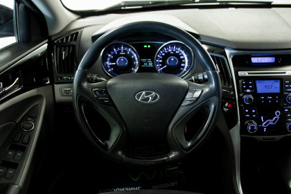 Продажа Hyundai Sonata VI (YF) 2.0 MT (150 л.с.) 2010 Синий в Автодом