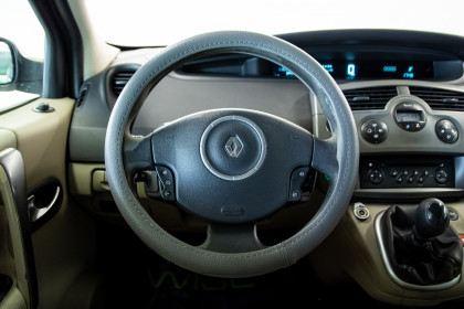 Продажа Renault Scenic II Рестайлинг Grand 1.9 MT (130 л.с.) 2006 Серый в Автодом