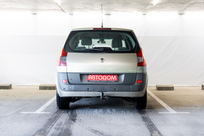 Продажа Renault Scenic II Рестайлинг Grand 1.9 MT (130 л.с.) 2006 Серый в Автодом