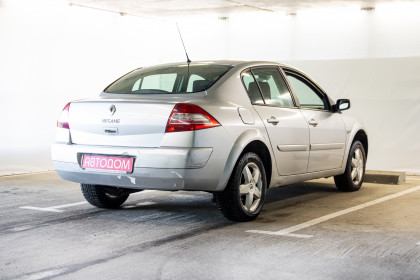 Продажа Renault Megane II Рестайлинг 1.6 MT (115 л.с.) 2008 Серебристый в Автодом
