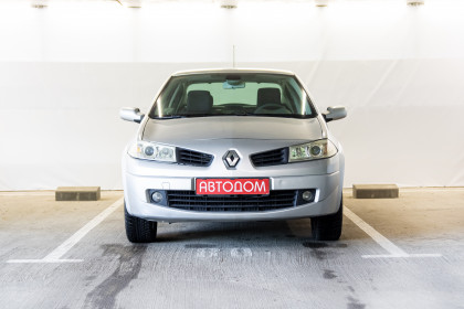 Продажа Renault Megane II Рестайлинг 1.6 MT (115 л.с.) 2008 Серебристый в Автодом