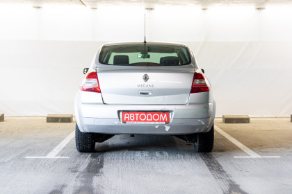 Продажа Renault Megane II Рестайлинг 1.6 MT (115 л.с.) 2008 Серебристый в Автодом