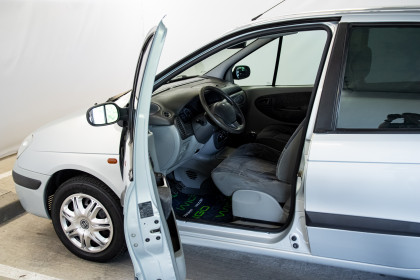 Продажа Renault Scenic I Рестайлинг 1.6 MT (107 л.с.) 2001 Серый в Автодом