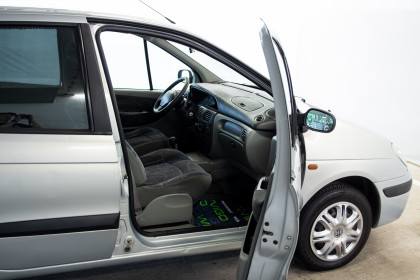 Продажа Renault Scenic I Рестайлинг 1.6 MT (107 л.с.) 2001 Серый в Автодом