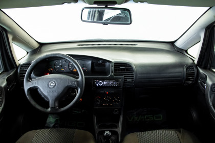 Продажа Opel Zafira A 2.0 MT (101 л.с.) 2002 Серебристый в Автодом
