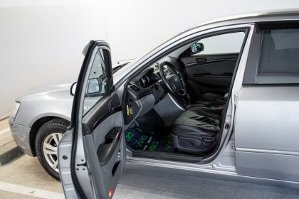 Продажа Hyundai Sonata V (NF) 2.0 AT (163 л.с.) 2008 Серый в Автодом