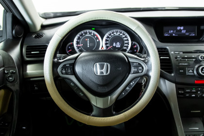 Продажа Honda Accord VIII 2.0 AT (156 л.с.) 2010 Серебристый в Автодом
