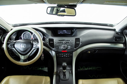 Продажа Honda Accord VIII 2.0 AT (156 л.с.) 2010 Серебристый в Автодом