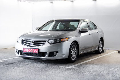 Продажа Honda Accord VIII 2.0 AT (156 л.с.) 2010 Серебристый в Автодом