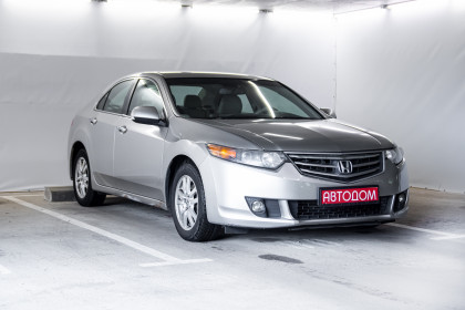 Продажа Honda Accord VIII 2.0 AT (156 л.с.) 2010 Серебристый в Автодом