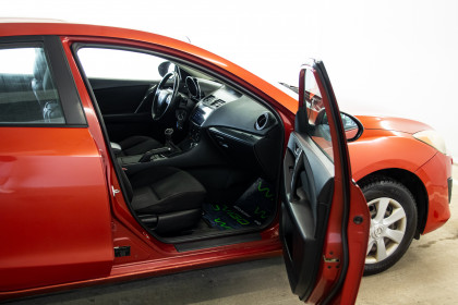 Продажа Mazda 3 II (BL) Рестайлинг 1.6 MT (105 л.с.) 2011 Красный в Автодом