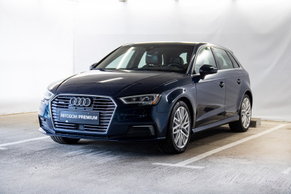 Продажа Audi A3 III (8V) Рестайлинг e-tron 1.4 AMT (204 л.с.) 2017 Синий в Автодом