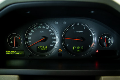 Продажа Volvo XC90 I 2.4 AT (163 л.с.) 2004 Черный в Автодом