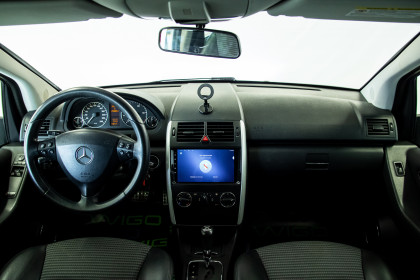 Продажа Mercedes-Benz A-Класс II (W169) 180 2.0 CVT (109 л.с.) 2005 Серебристый в Автодом