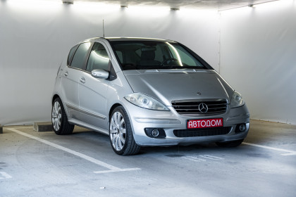 Продажа Mercedes-Benz A-Класс II (W169) 180 2.0 CVT (109 л.с.) 2005 Серебристый в Автодом