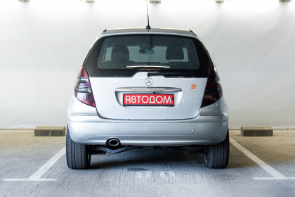 Продажа Mercedes-Benz A-Класс II (W169) 180 2.0 CVT (109 л.с.) 2005 Серебристый в Автодом