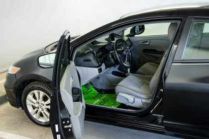 Продажа Honda Insight II Рестайлинг 1.3 CVT (98 л.с.) 2013 Черный в Автодом