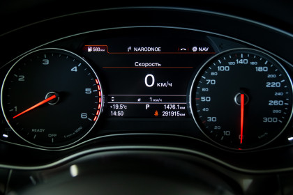 Продажа Audi A6 IV (C7) Рестайлинг 3.0 AMT (272 л.с.) 2017 Коричневый в Автодом