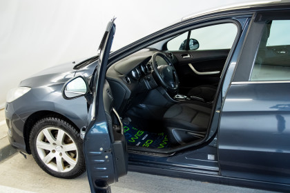  Peugeot 408 I 1