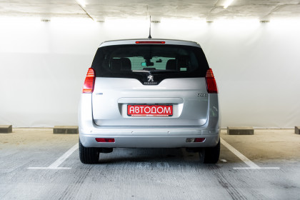 Продажа Peugeot 5008 I Рестайлинг 1.6 MT (120 л.с.) 2016 Серебристый в Автодом