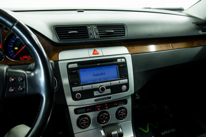 Продажа Volkswagen Passat B6 2.0 AMT (170 л.с.) 2008 Серебристый в Автодом
