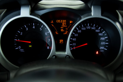 Продажа Nissan Juke I 1.6 CVT (117 л.с.) 2012 Черный в Автодом