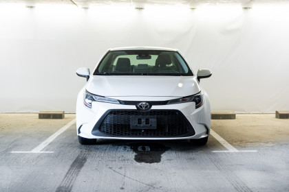 Продажа Toyota Corolla XII (E210) 1.8 CVT (140 л.с.) 2020 Белый в Автодом