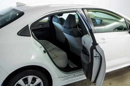 Продажа Toyota Corolla XII (E210) 1.8 CVT (140 л.с.) 2020 Белый в Автодом