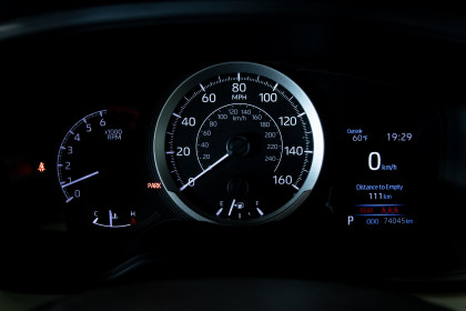 Продажа Toyota Corolla XII (E210) 1.8 CVT (140 л.с.) 2020 Белый в Автодом