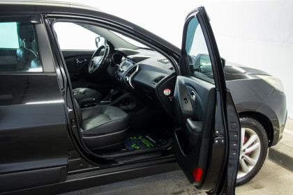 Hyundai Tucson II 2