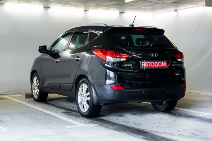  Hyundai Tucson II 2