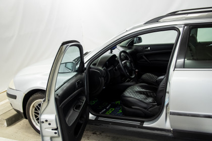 Продажа Volkswagen Passat B5 Рестайлинг 1.9 MT (130 л.с.) 2003 Серебристый в Автодом