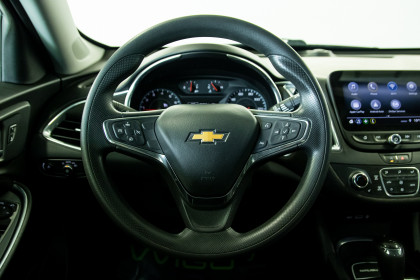Продажа Chevrolet Malibu IX Рестайлинг 1.5 CVT (160 л.с.) 2020 Серебристый в Автодом