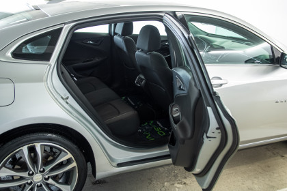 Продажа Chevrolet Malibu IX Рестайлинг 1.5 CVT (160 л.с.) 2020 Серебристый в Автодом