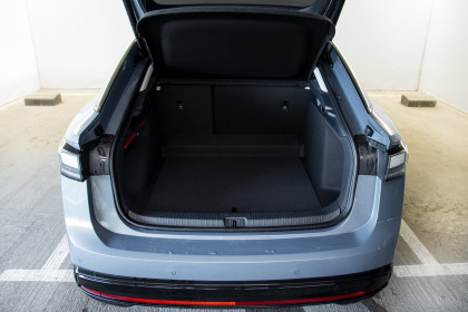 Продажа Volkswagen ID.7 I 86 kWh 0.0 AT (286 л.с.) 2024 Серый в Автодом