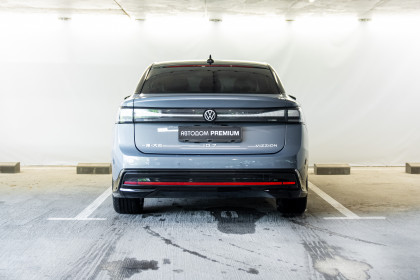 Продажа Volkswagen ID.7 I 86 kWh 0.0 AT (286 л.с.) 2024 Серый в Автодом