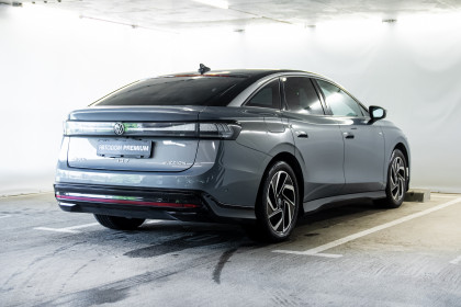 Продажа Volkswagen ID.7 I 86 kWh 0.0 AT (286 л.с.) 2024 Серый в Автодом