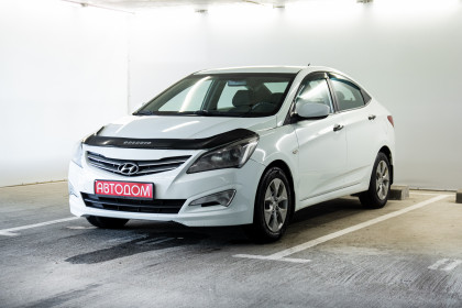 Продажа Hyundai Solaris I Рестайлинг 1.4 MT (107 л.с.) 2015 Белый в Автодом