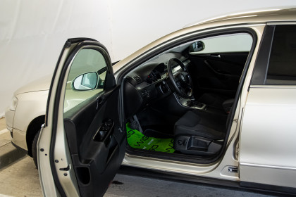 Продажа Volkswagen Passat B6 2.0 AMT (140 л.с.) 2007 Серый в Автодом