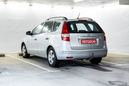 Продажа Hyundai i30 I 1.4 MT (109 л.с.) 2009 Серебристый в Автодом