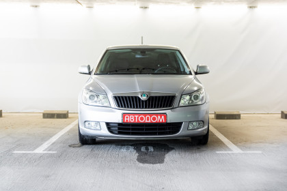 Продажа Skoda Octavia II (A5) Рестайлинг 1.4 MT (122 л.с.) 2011 Серебристый в Автодом