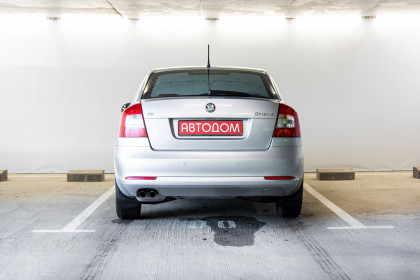 Продажа Skoda Octavia II (A5) Рестайлинг 1.4 MT (122 л.с.) 2011 Серебристый в Автодом