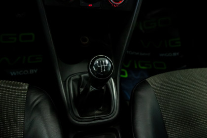 Продажа Volkswagen Polo V 1.6 MT (105 л.с.) 2013 Серый в Автодом