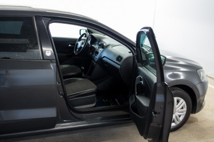 Продажа Volkswagen Polo V 1.6 MT (105 л.с.) 2013 Серый в Автодом