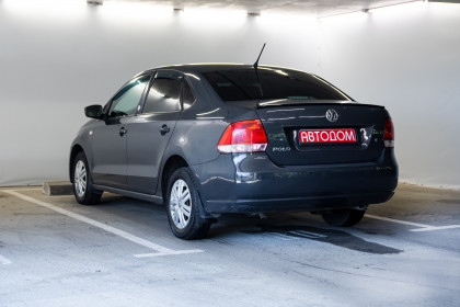 Продажа Volkswagen Polo V 1.6 MT (105 л.с.) 2013 Серый в Автодом